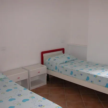 Lägenhet Appartamento Ginestra Cala Liberotto